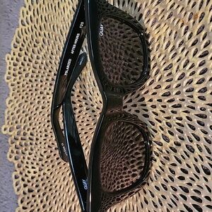 QUAY Icy Sunglasses Black Frame Black Lens Oversized Square